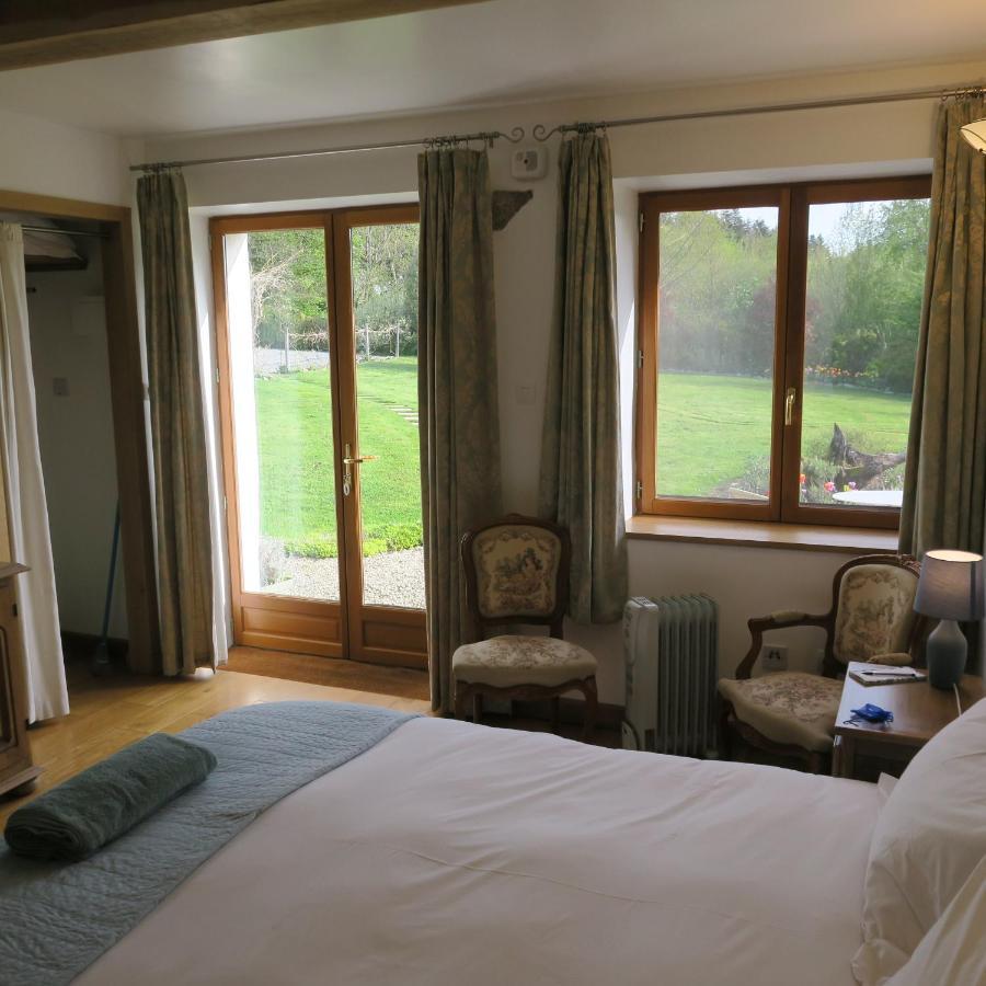 Serenite Verte A La Tuilerie Accommodation La Bazeuge Eksteriør bilde